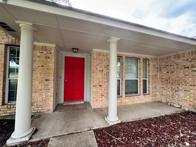 Building Photo - 1315 Lou Gehrig Ln
