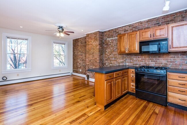 Foto del edificio - 33 E Springfield St