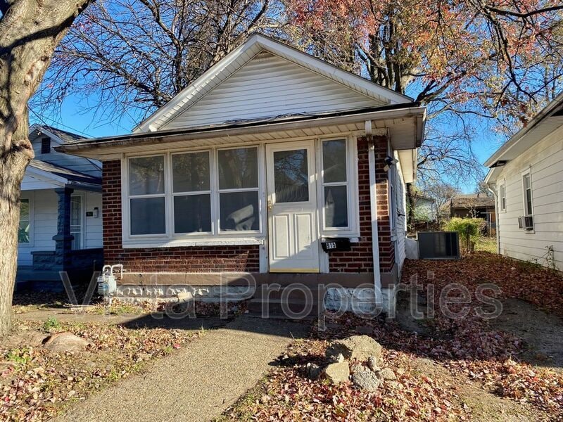 915 Roadway Ave, Louisville, KY 40208 House Rental in Louisville, KY