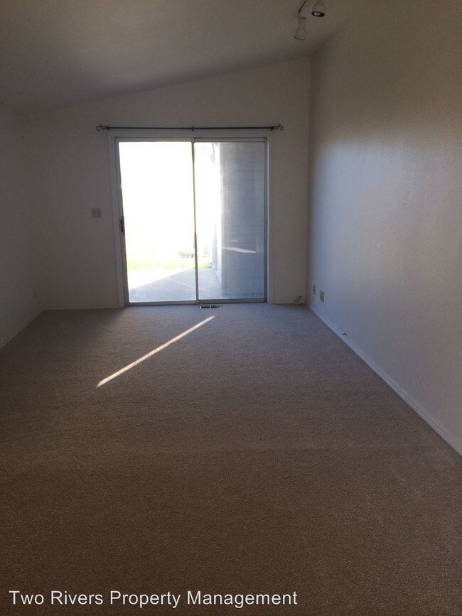Foto del edificio - 2 br, 1 bath House - 541 N 4th