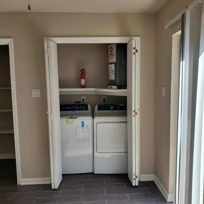 Photo - 1536 Hickory Ave Townhome