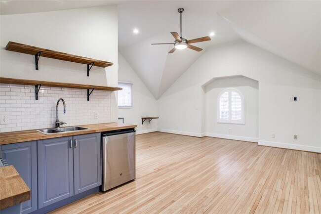 Foto del edificio - 5615 Morningside Ave