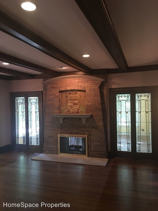 Building Photo - 160 Linden Park Pl