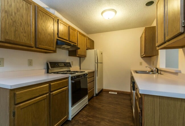 Foto del edificio - 1802 E Maxwell Ln