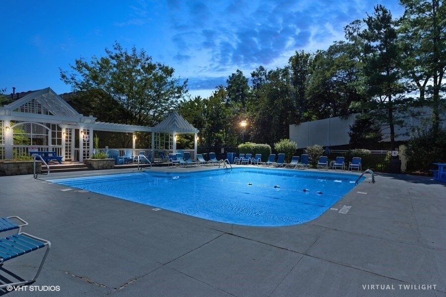 BrookStone Village Apartments Cincinnati, OH