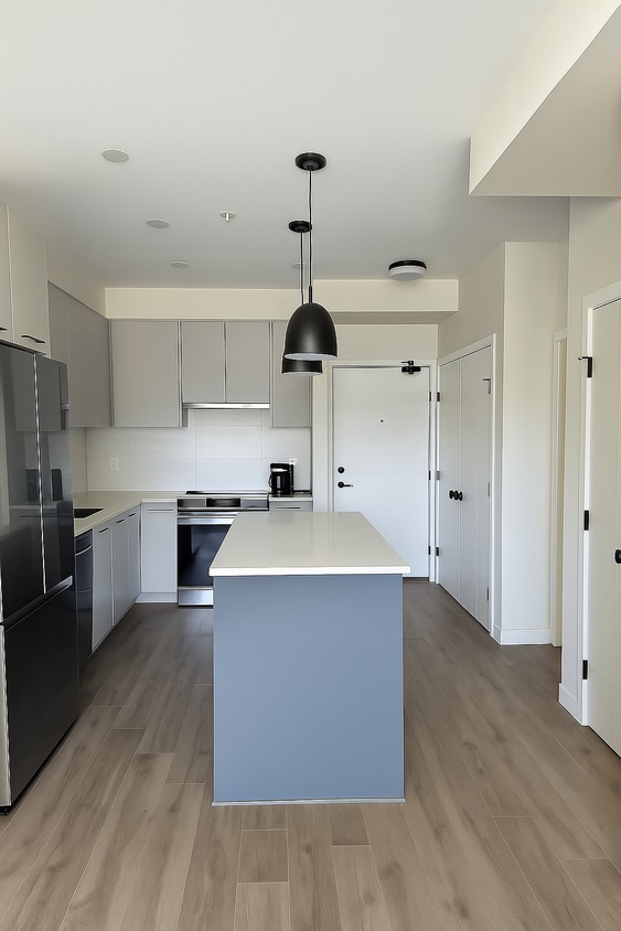 Photo principale - 8117 200A St