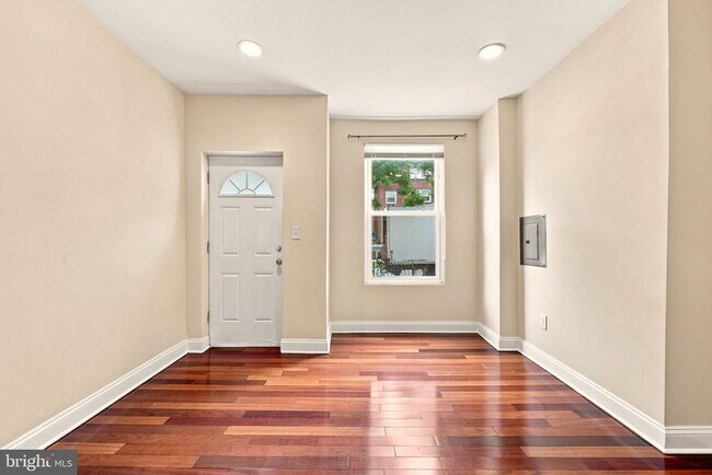 Foto del edificio - 3005 Sherman Ave NW