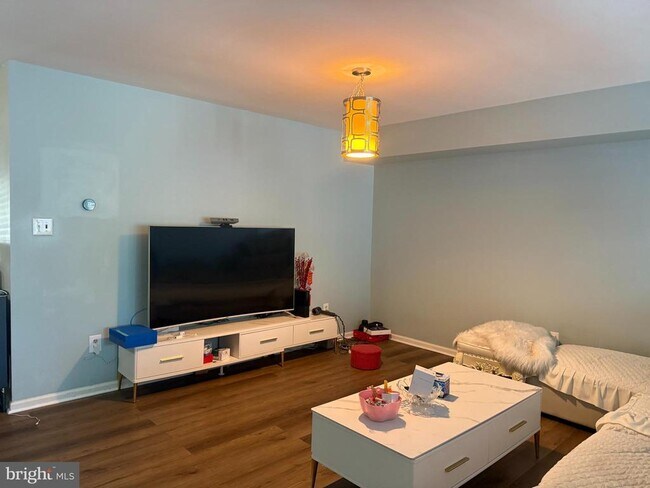 Foto del edificio - 4 Kensington Ct