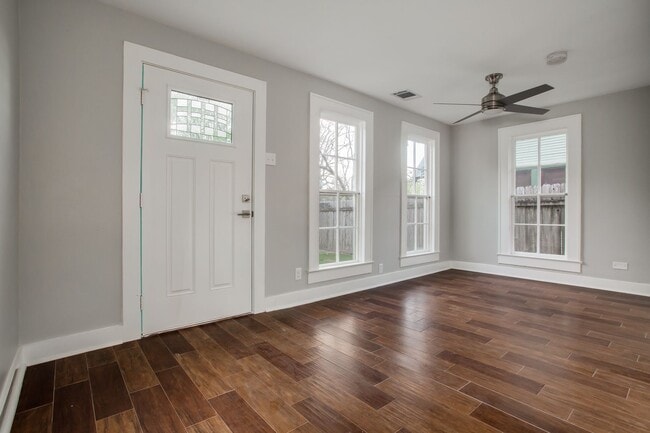 Building Photo - 4500 Avenue H