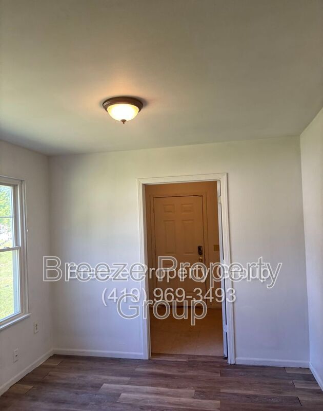 Foto del edificio - 928 Ridge Ave
