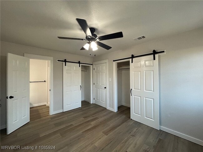 Foto del edificio - 117 S Main St