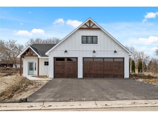 Building Photo - 9970 14th Cir NE