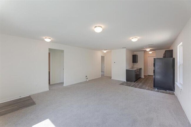 Building Photo - 408 Jonathan St
