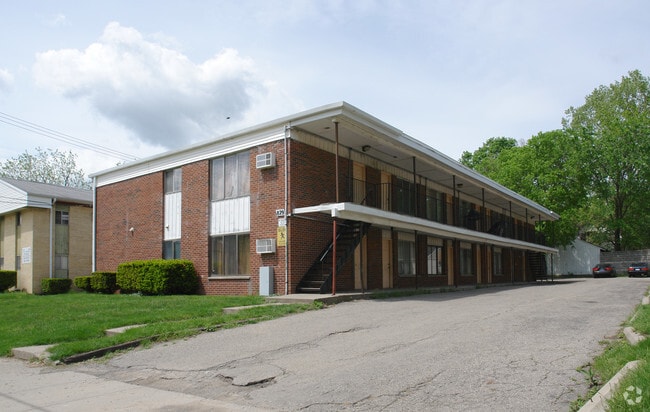 Building Photo - 829 E Shiawassee St