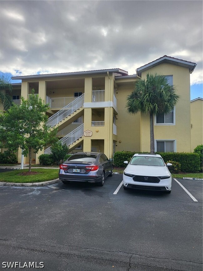 Building Photo - 8288 Key Royal Ln