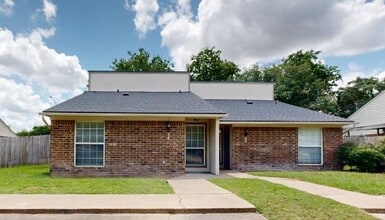 Building Photo - 304 Amherst Ct