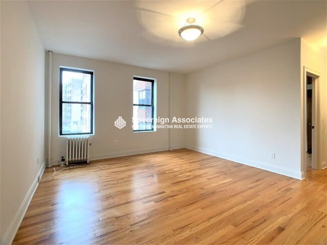 Building Photo - 615 Fort Washington Avenue