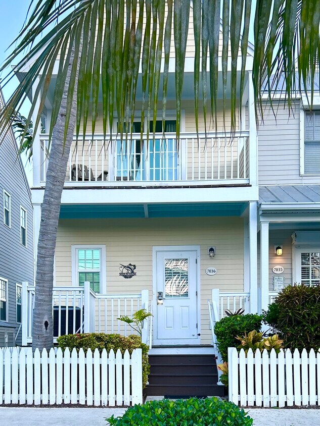 Foto principal - 7036 Harbor Village Dr
