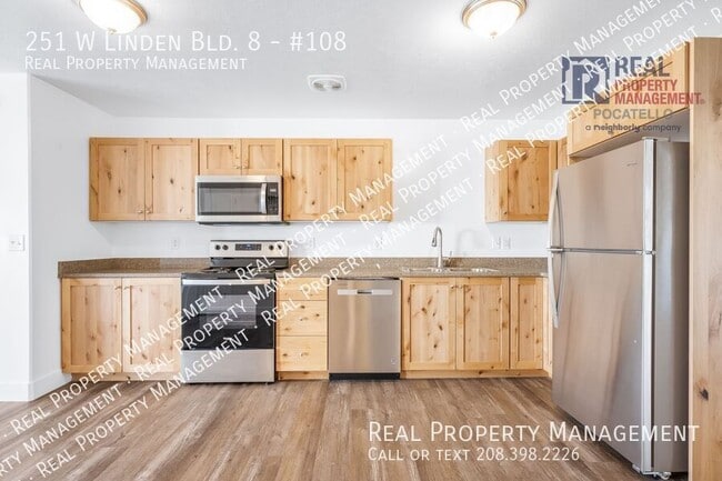 Building Photo - 251 W Linden Ave