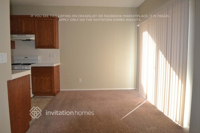 Foto del edificio - 6181 Arlington Ash St