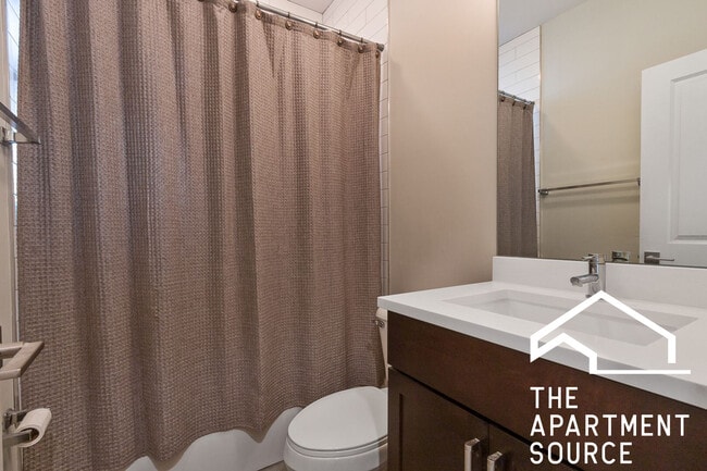 Foto del edificio - 1946 W Nelson St