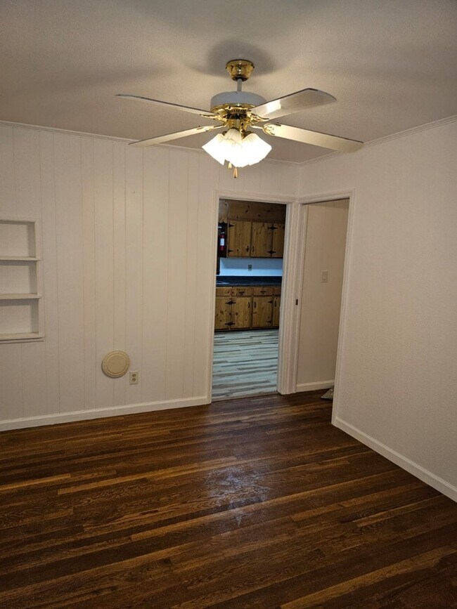 Foto del edificio - 389 Collins Rd