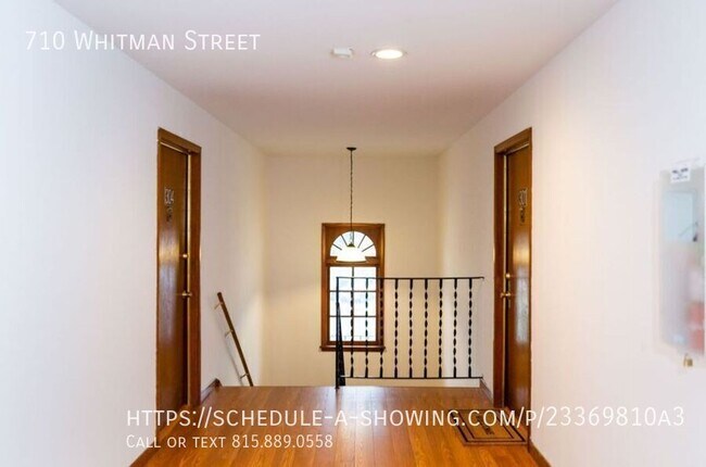 Foto del edificio - 710 Whitman St