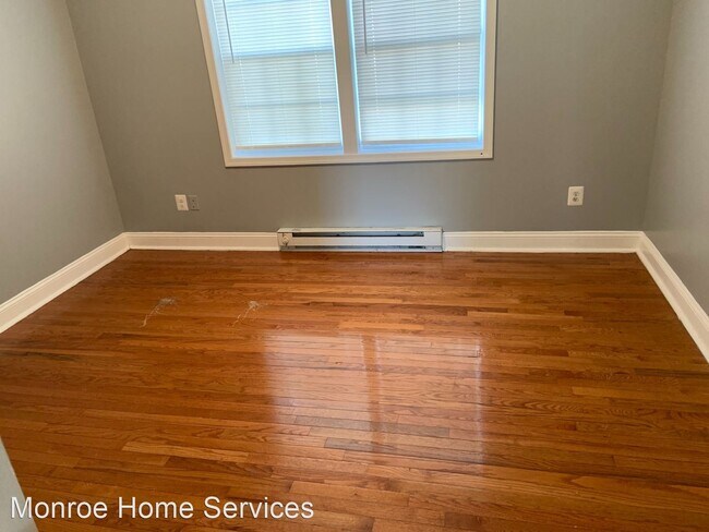Building Photo - 1 br, 1 bath House - 133 willow spring
