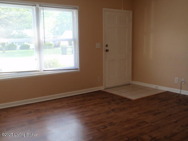 Foto del edificio - 10016 Robsion Rd