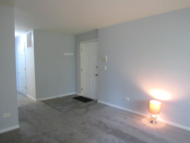 Foto del edificio - 1202 N Red Oak Cir