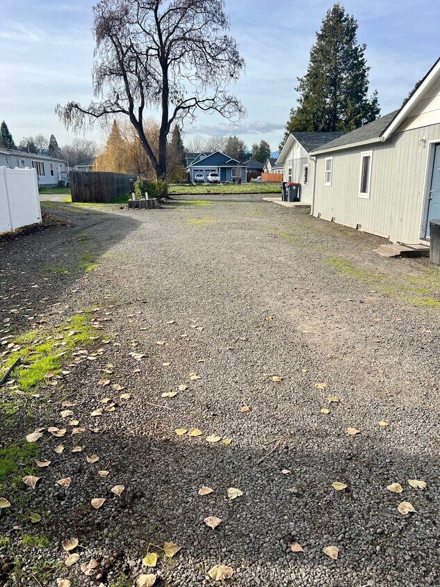 Foto del edificio - 1820 Kings Hwy