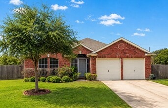 Building Photo - 15154 Kingsbridge Way