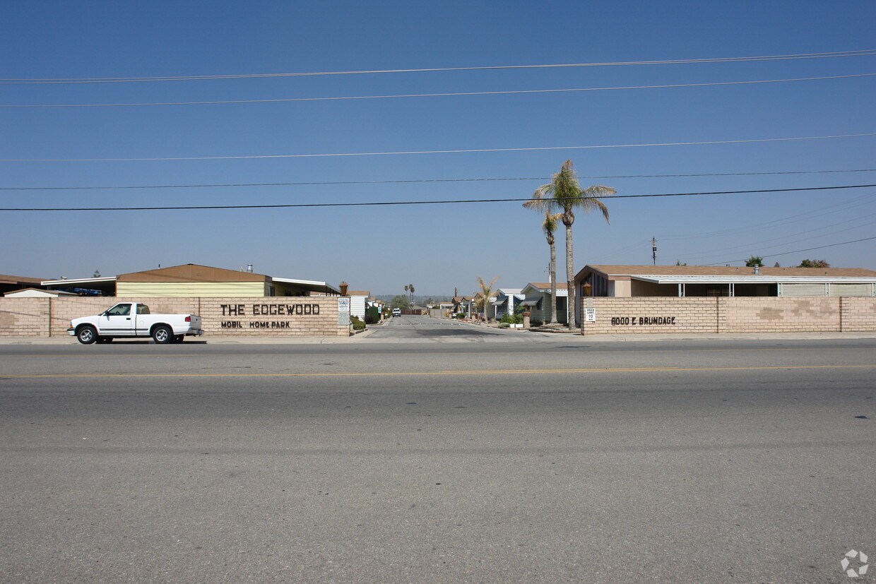 Foto del edificio - 6000 E Brundage Ln