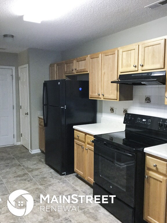 Building Photo - 4400 Allibrook Way