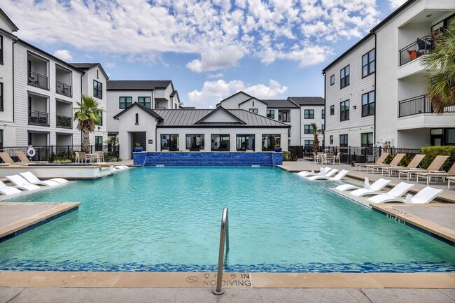 Foto del edificio - The Peri on Westheimer