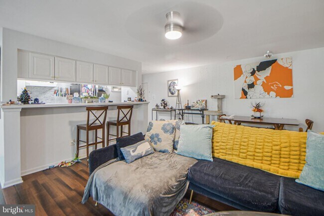 Foto del edificio - 13103 Briarcliff Terrace