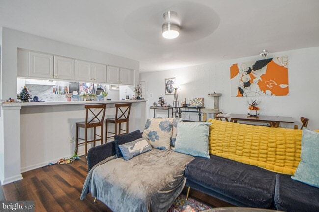 Building Photo - 13103 Briarcliff Terrace