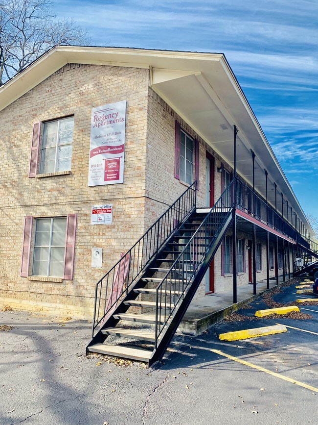 1255 W Frey St Unit 101, Stephenville, TX 76401 Apartments in