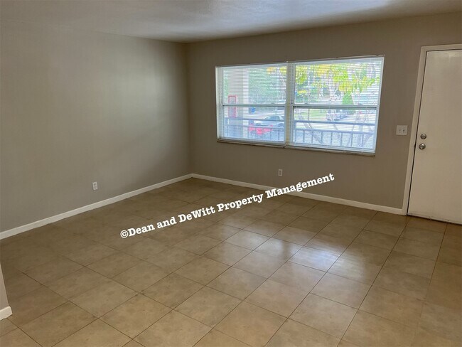 Foto del edificio - 1 Bed/1 Bath - Unit 207