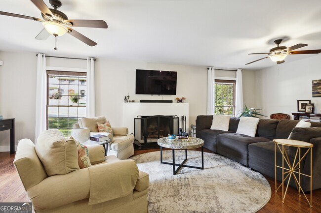 Foto del edificio - 515 Rock Shadow Ct