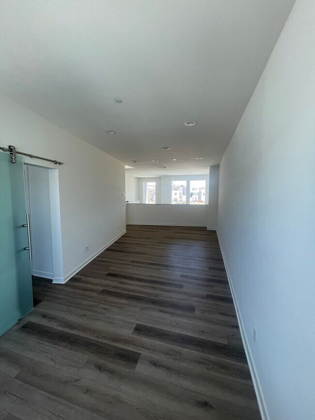 Foto del edificio - 10537 COUPLAND Wy