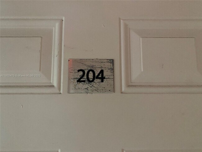 Foto del edificio - 1021 NW 3rd St