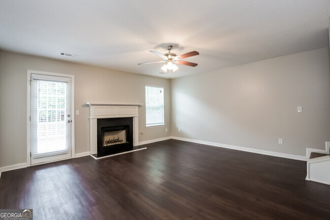 Building Photo - 2615 Thunder Basin Way