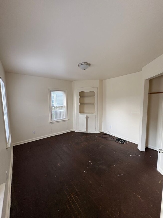 Foto del edificio - 4 Bedroom in North Linden
