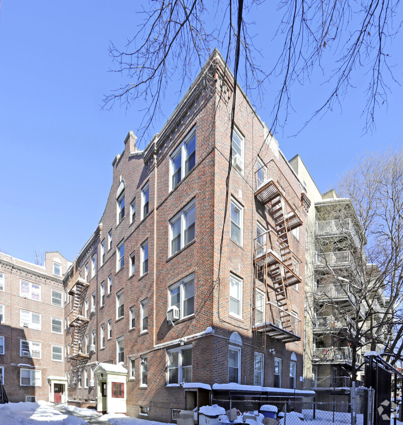 Foto principal - 143-21 Bowne St