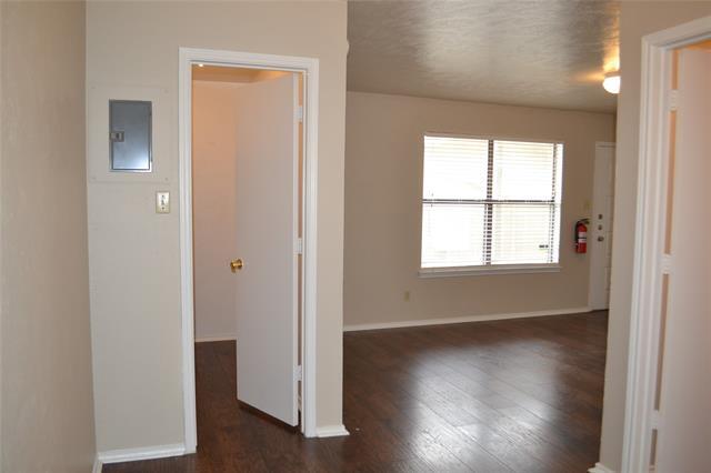 Foto del edificio - 2526 W Prairie St