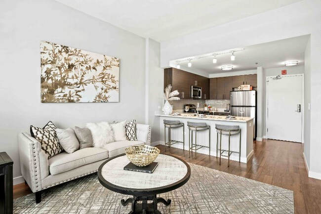 Foto del edificio - 1175 W Madison St