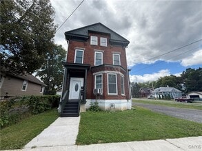 Building Photo - 2015 Highland Ave