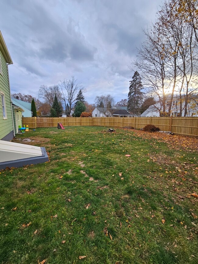 Foto del edificio - 236 Andrews Ave