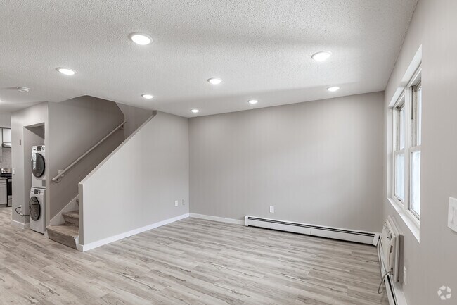 Casa adosada de 2 habitaciones y 1,5 baños - Sala de estar - Westar Apartments